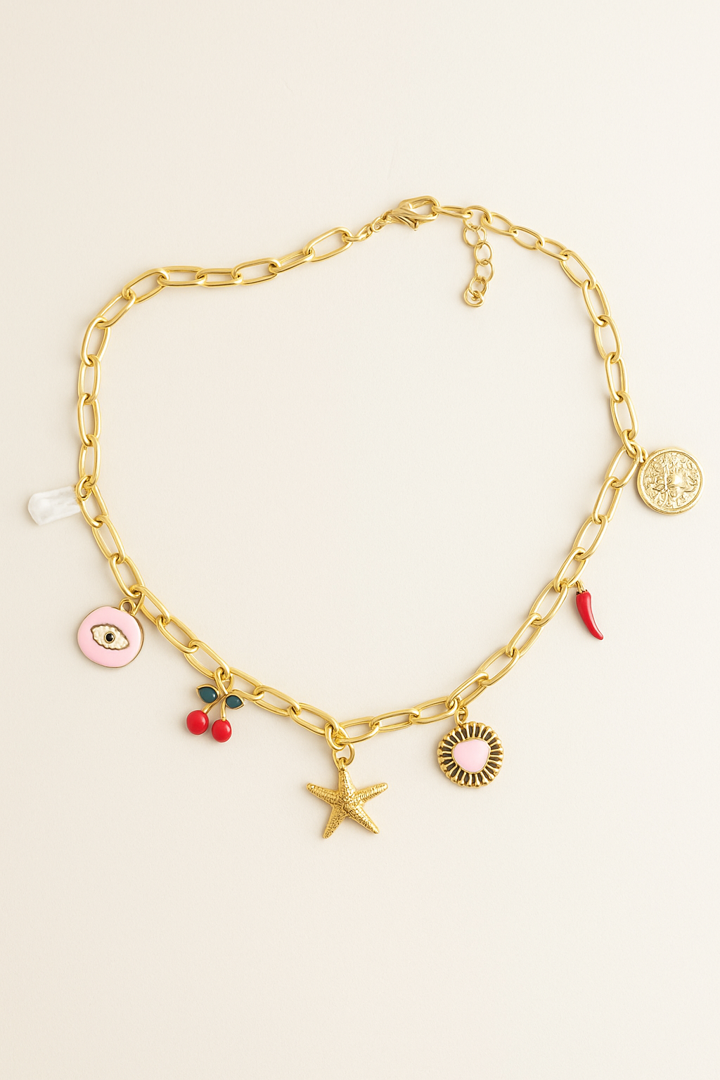 Star fish charm necklace